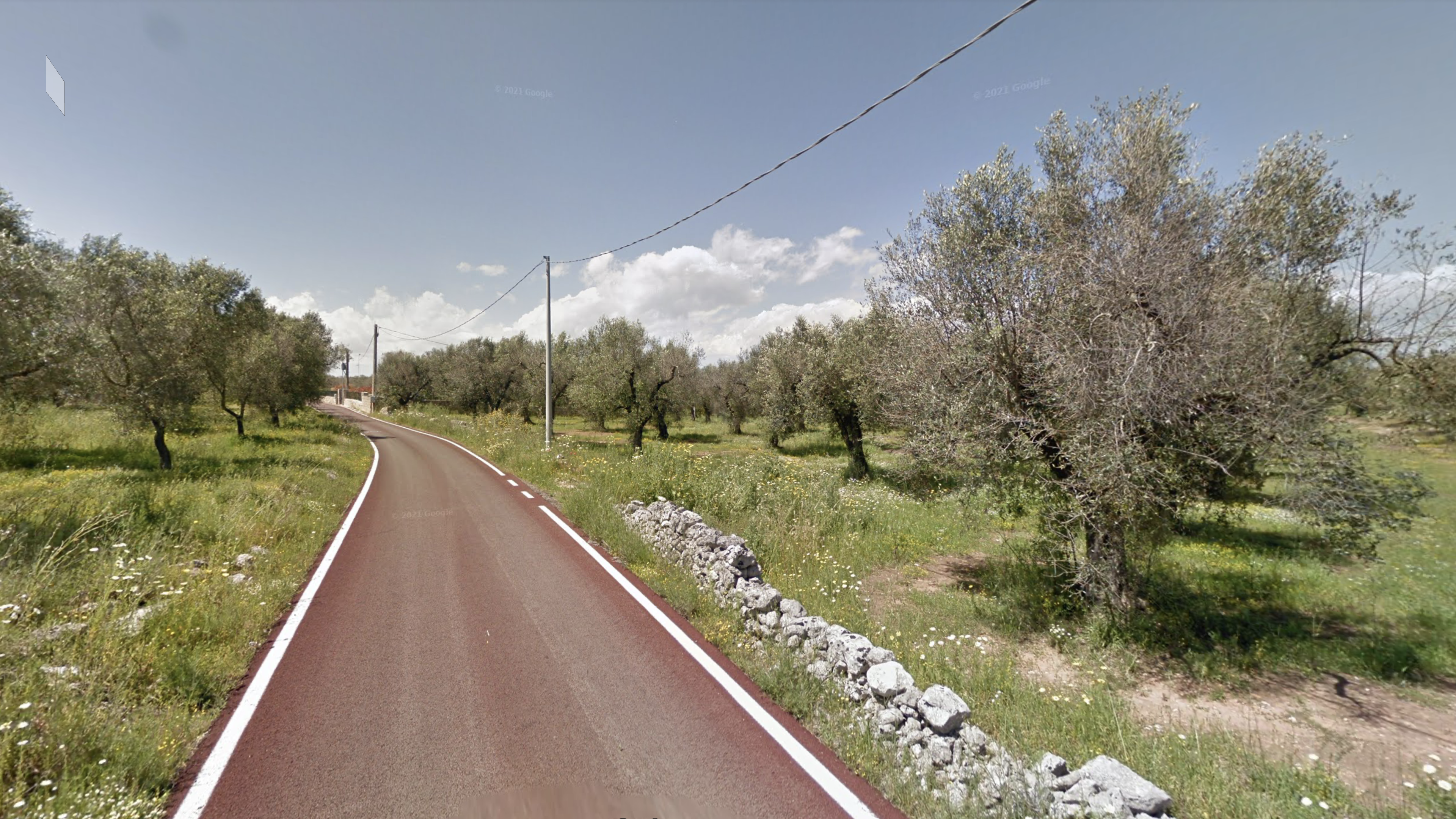 ITINEARIO DEI BORGHI TRA ULIVETI E VIGNETI ITINEARIO DEI BORGHI TRA ULIVETI E VIGNETI