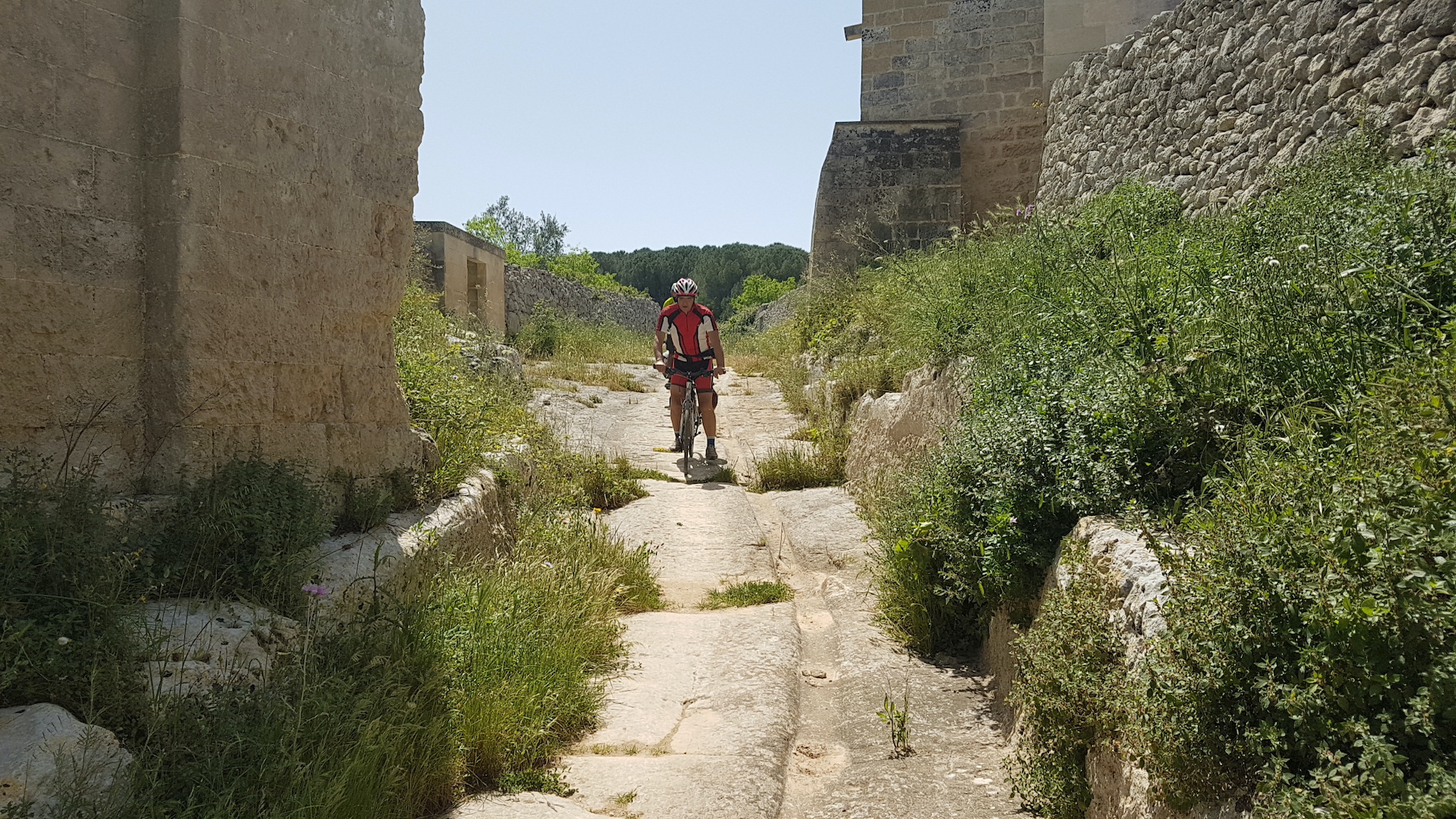 Otranto and surroundings - From the sea to the lakes in the beauty of the hinterland