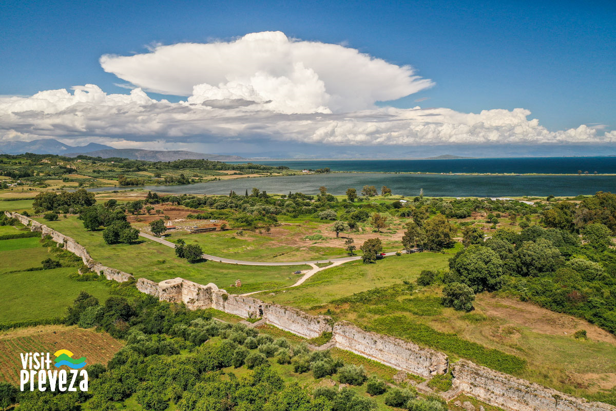 Itinerario culturale e naturalistico degli Antichi Sentieri dell’Epiro Itinerario culturale e naturalistico degli Antichi Sentieri dell’Epiro