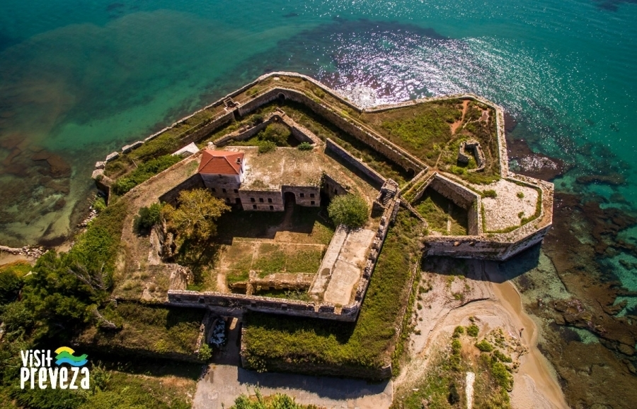 Itinerario culturale e naturalistico degli Antichi Sentieri dell’Epiro Itinerario culturale e naturalistico degli Antichi Sentieri dell’Epiro